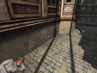 Los suburbios descansan  silenciosos, y sólo una estridente melodía suena desde el altavoz.